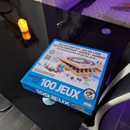 Les Charmes-Balneotherapie-Videoprojecteur-Netflix Baume-les-Dames Eksteriør billede
